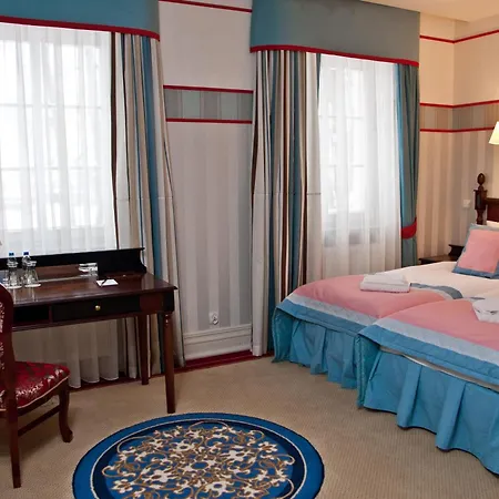 St. Bruno Hotel