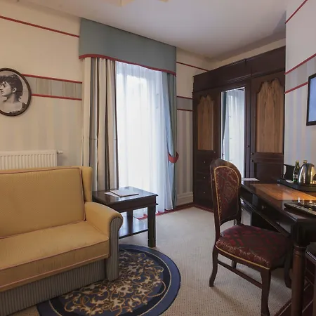 St. Bruno Hotel
