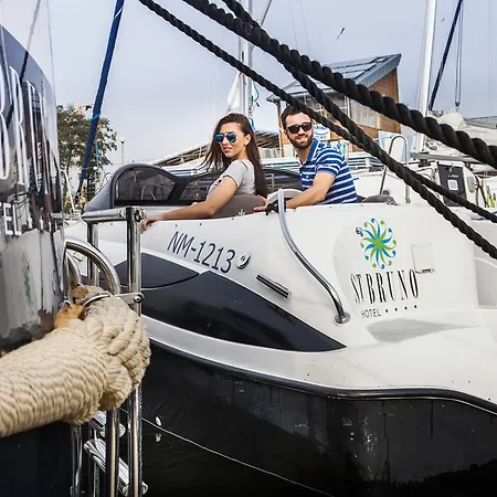 Отель St. Bruno Гижицко